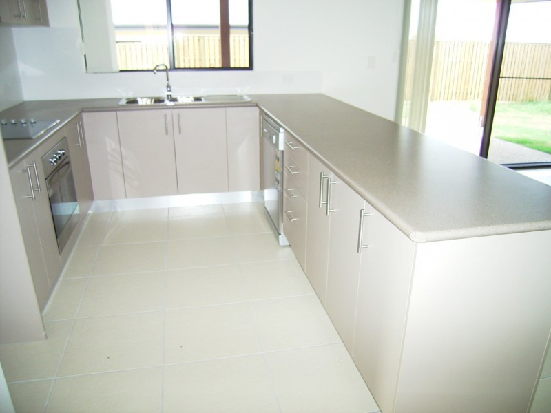 12 BAY PARK DRIVE, Scarness QLD 4655