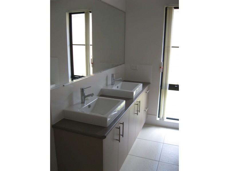 12 BAY PARK DRIVE, Scarness QLD 4655