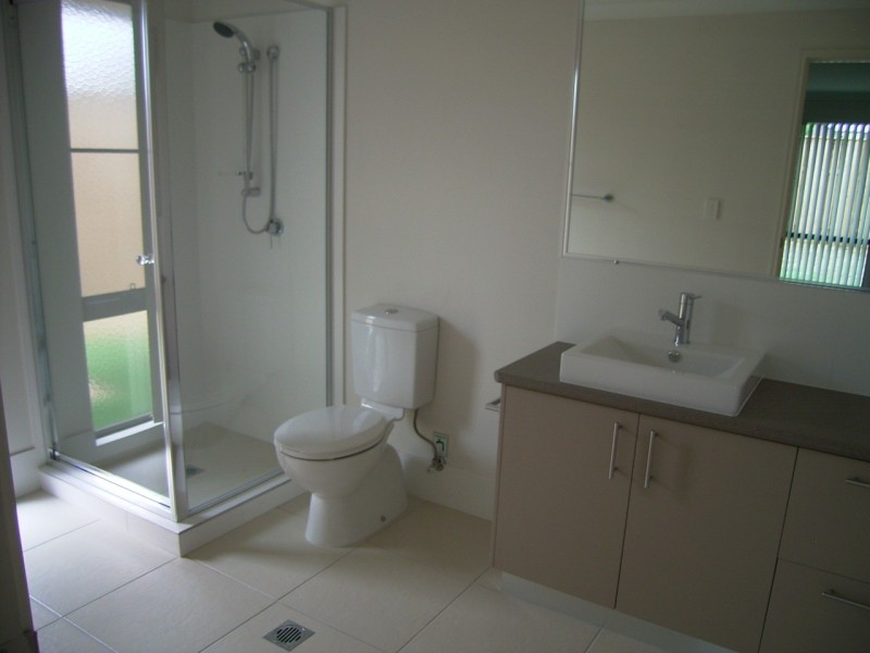 12 BAY PARK DRIVE, Scarness QLD 4655