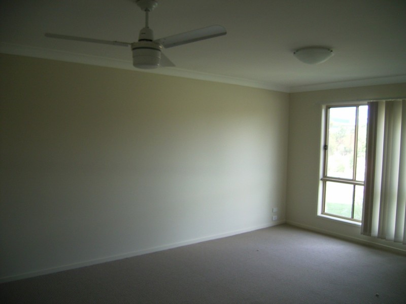 6 MAGELLAN COURT, Urraween QLD 4655