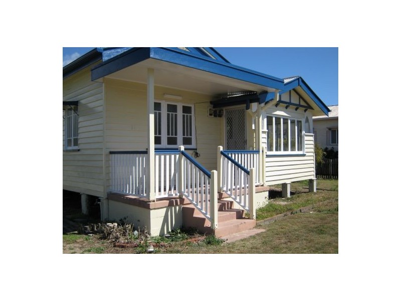 51 KING STREET, Urangan QLD 4655