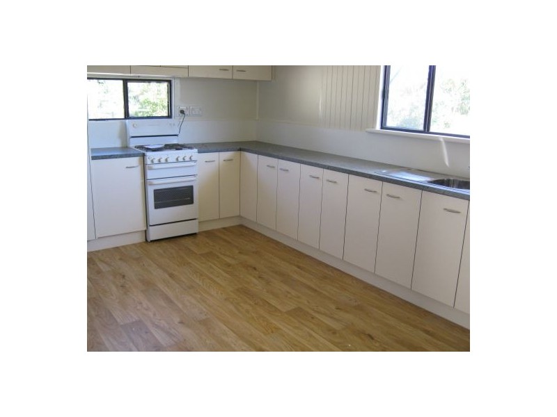 51 KING STREET, Urangan QLD 4655