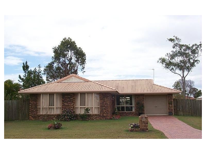 21 Cassandra Cres, Urangan QLD 4655