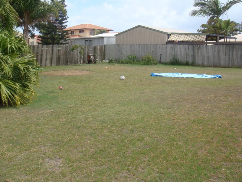 21 Cassandra Cres, Urangan QLD 4655