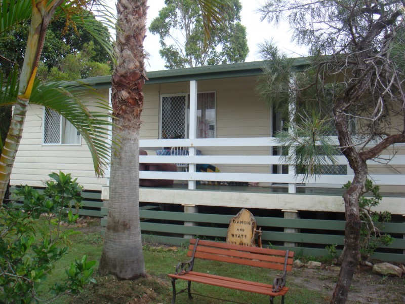 4 Bunker Ave, Urraween QLD 4655