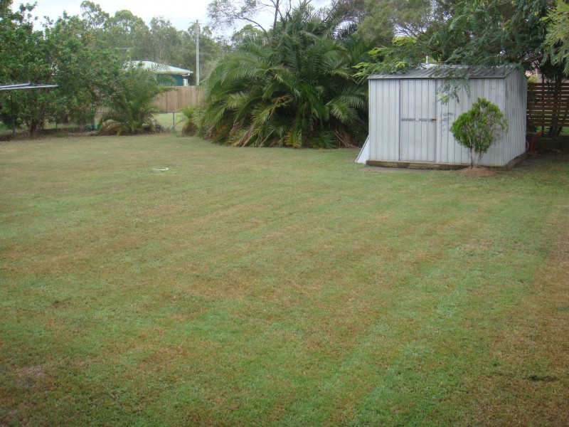 4 Bunker Ave, Urraween QLD 4655