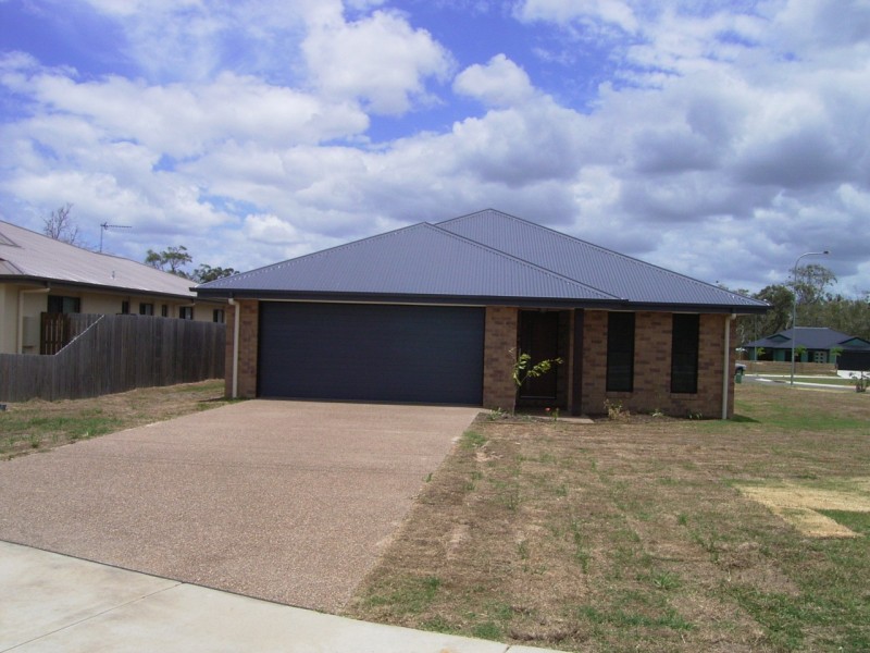 2 BIANCA COURT, Torquay QLD 4655