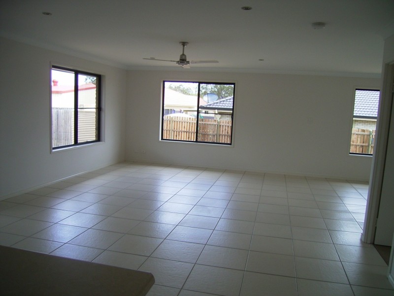 2 BIANCA COURT, Torquay QLD 4655