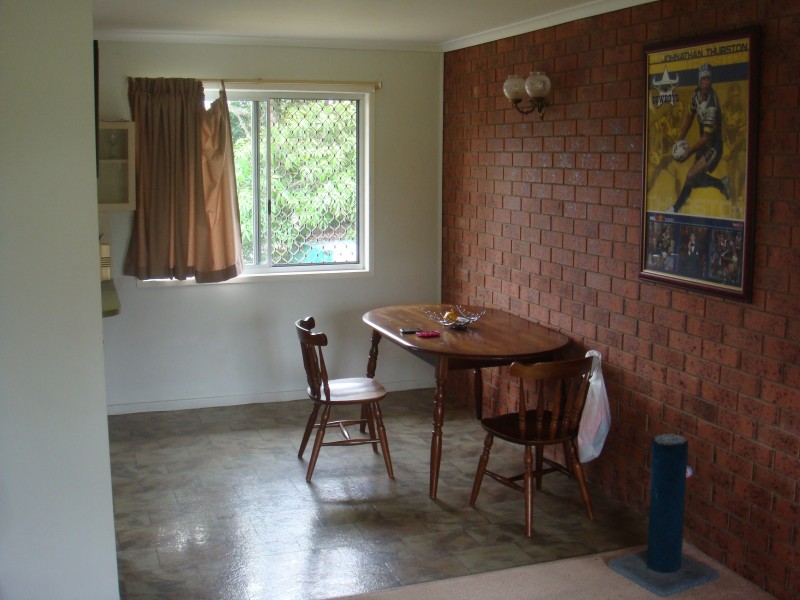 11 Honiton, Torquay QLD 4655