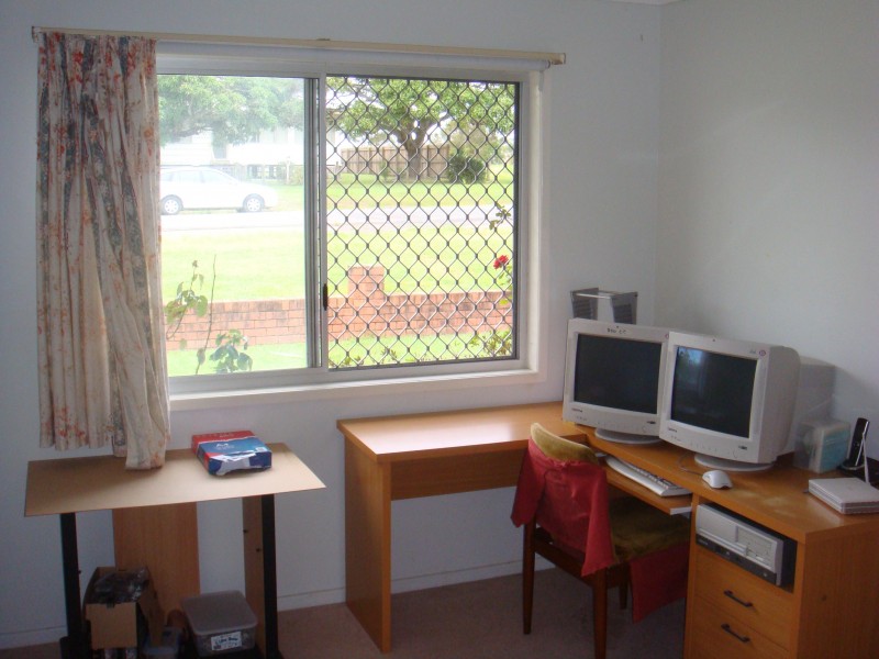 11 Honiton, Torquay QLD 4655