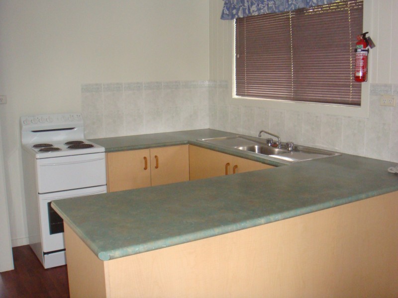 100/49 Elizabeth, Urangan QLD 4655