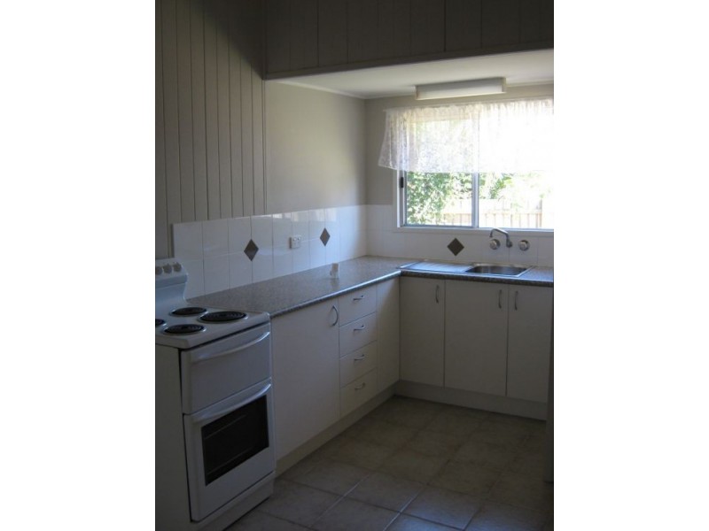 41 SHELL STREET, Urangan QLD 4655