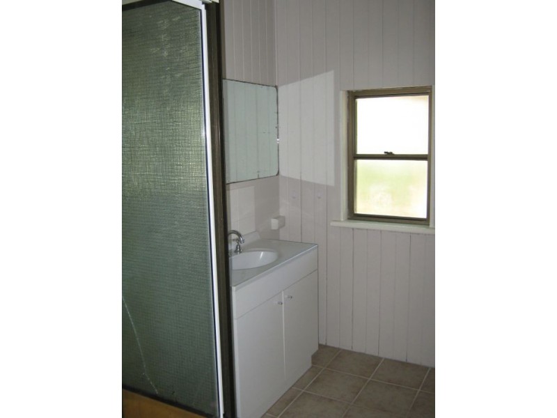 41 SHELL STREET, Urangan QLD 4655