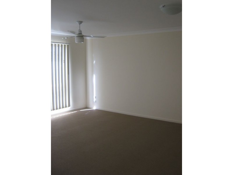 1 MAGELLAN COURT, Urraween QLD 4655
