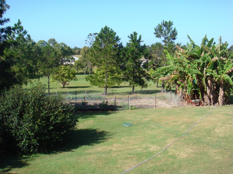 17 High Point Rd, Dundowran QLD 4655