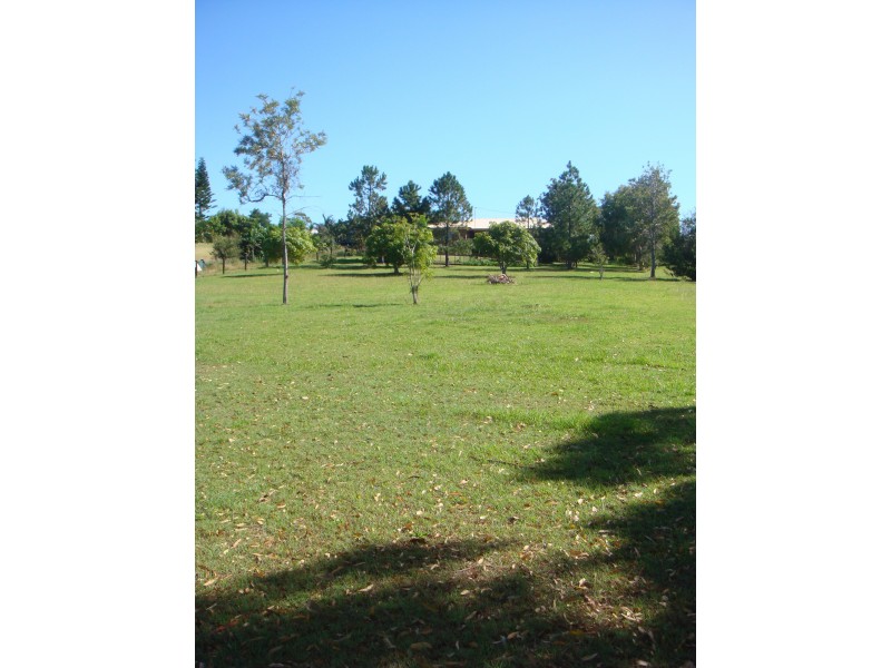 17 High Point Rd, Dundowran QLD 4655