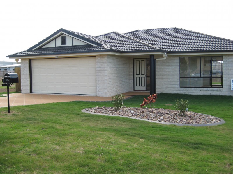 3 BEAGLE AVENUE, Kawungan QLD 4655