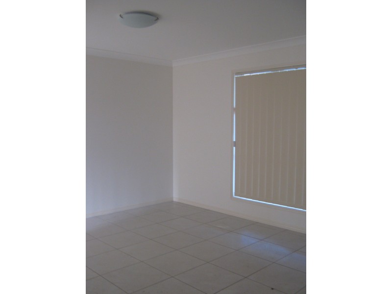 48 BOUNTY CCT, Eli Waters QLD 4655