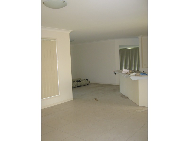 48 BOUNTY CCT, Eli Waters QLD 4655