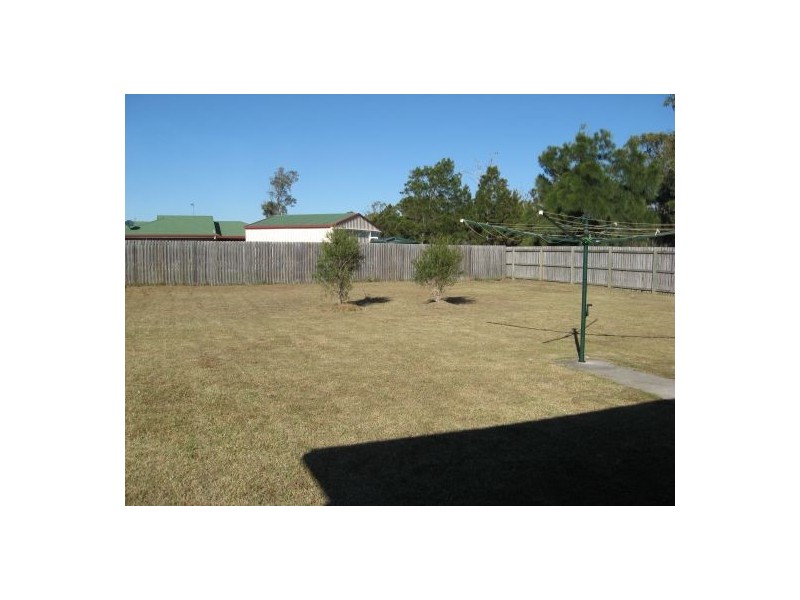 70 BANKSIA STREET, Point Vernon QLD 4655