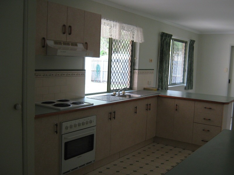 22 CASWELL COURT, Torquay QLD 4655