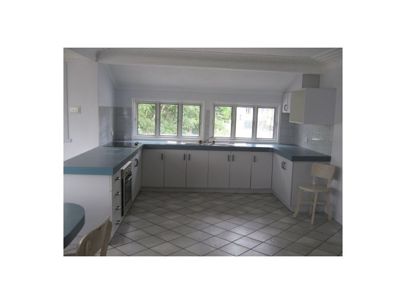 488 ESPLANADE, Urangan QLD 4655