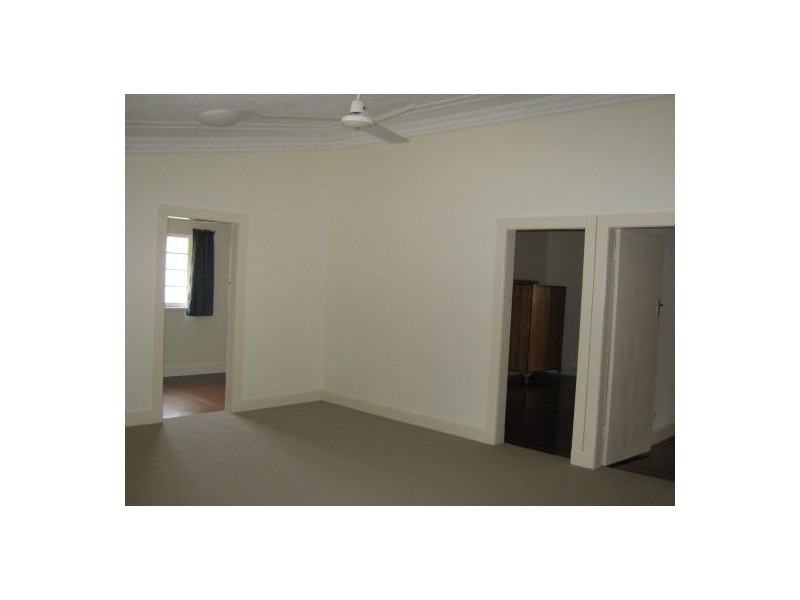 488 ESPLANADE, Urangan QLD 4655