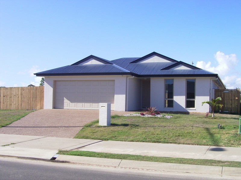 2 Endeavour Way, Eli Waters QLD 4655