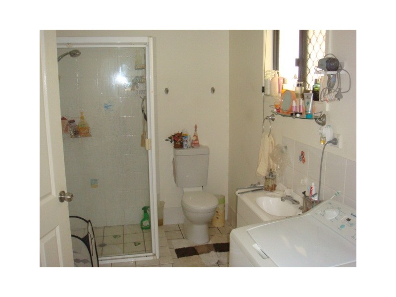 Point Vernon QLD 4655