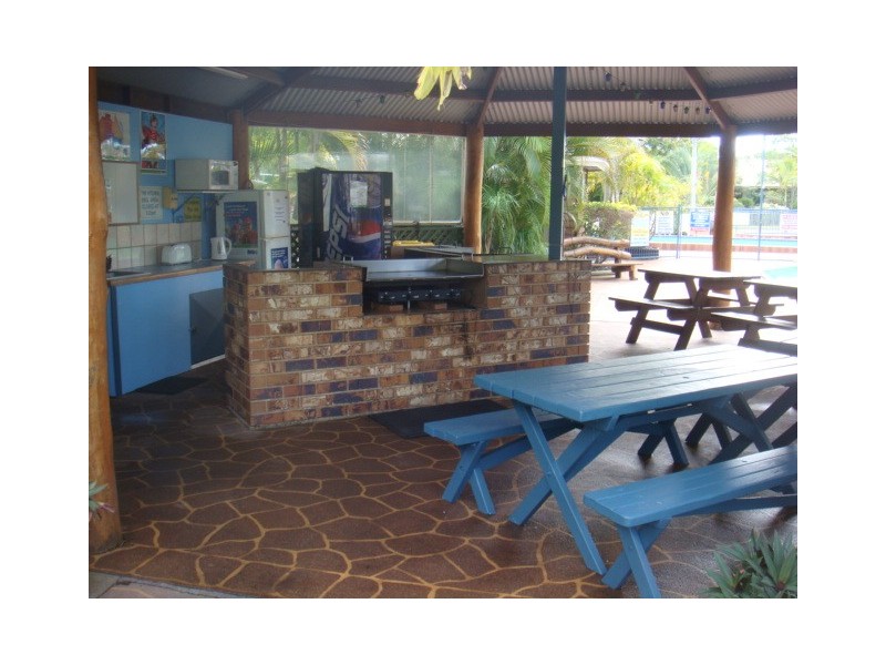 Point Vernon QLD 4655