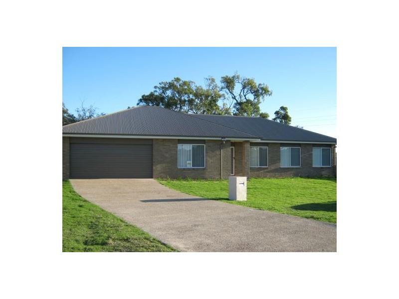 13 BIANCA COURT, Torquay QLD 4655