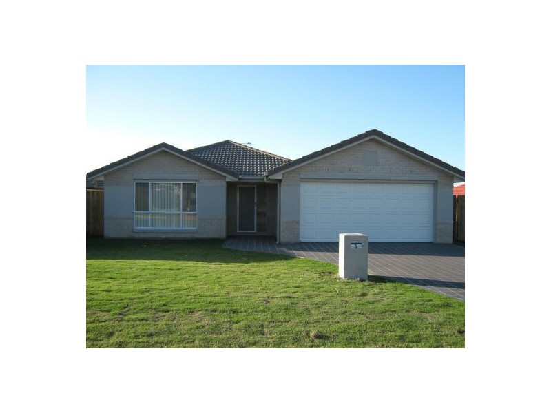 5 MIA COURT, Wondunna QLD 4655