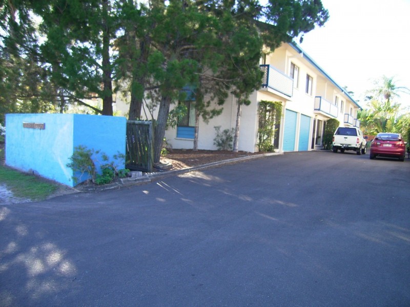 2/10 MCKEAN ROAD, Scarness QLD 4655