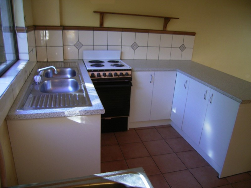 2/10 MCKEAN ROAD, Scarness QLD 4655