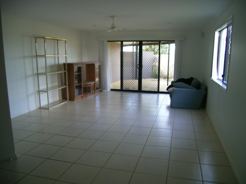6/83 IBIS BLVD, Eli Waters QLD 4655