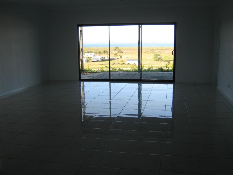 4 WINDJAMMER, River Heads QLD 4655