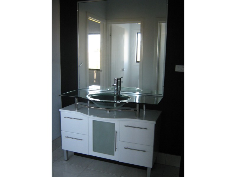 4 WINDJAMMER, River Heads QLD 4655