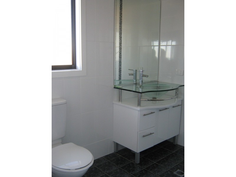 4 WINDJAMMER, River Heads QLD 4655