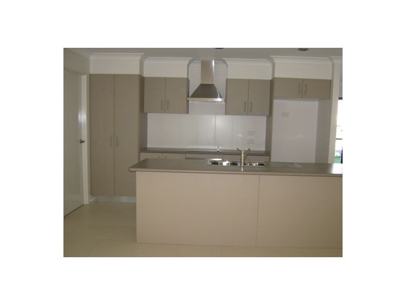 17 PARKLINK AVENUE WEST, Wondunna QLD 4655