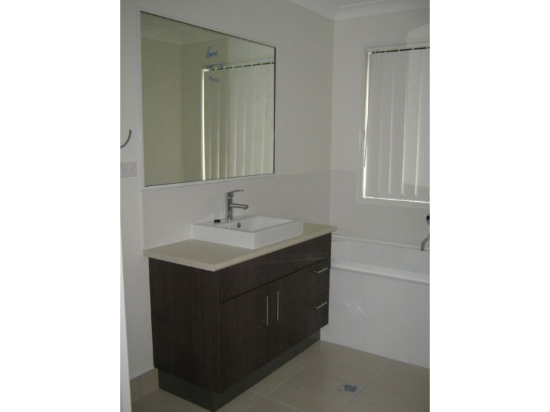 7 BIANCA COURT, Torquay QLD 4655