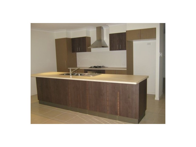 7 BIANCA COURT, Torquay QLD 4655