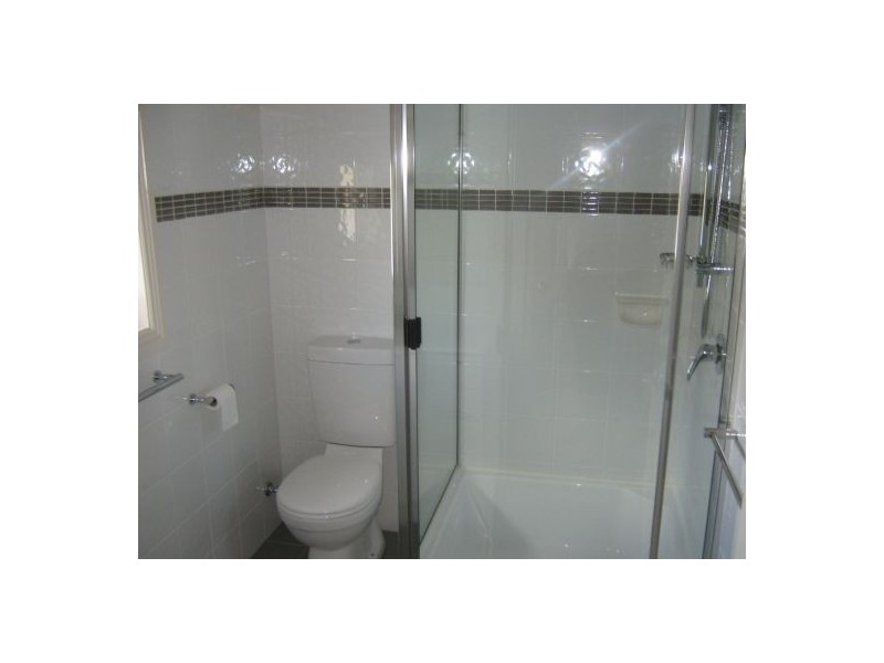 7 ELIZABETH STREET, Urangan QLD 4655