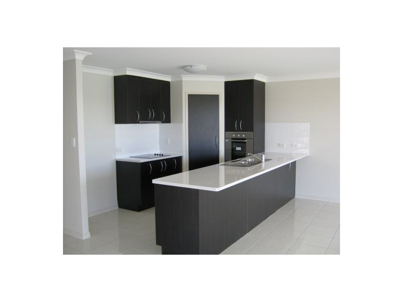 9 YONGALA WAY, Eli Waters QLD 4655