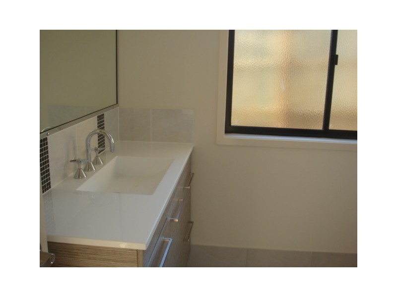 37 Turrum St, Scarness QLD 4655