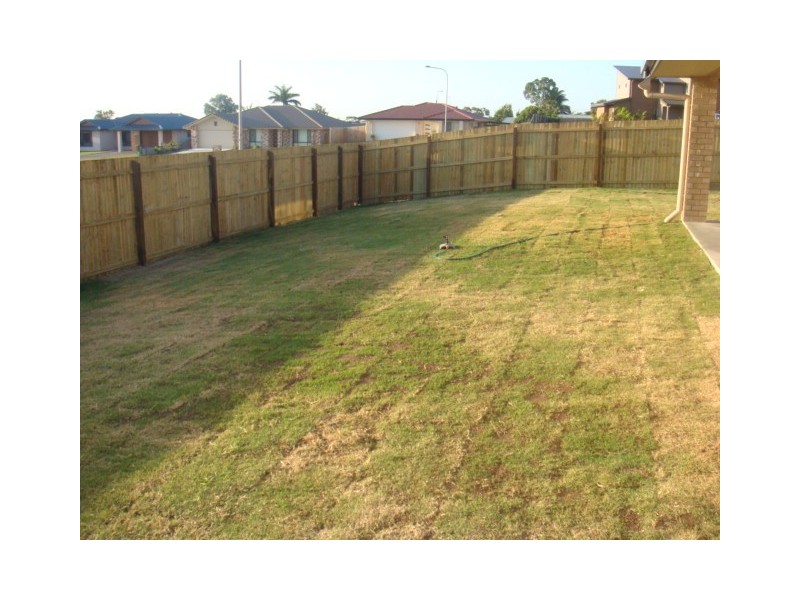 37 Turrum St, Scarness QLD 4655