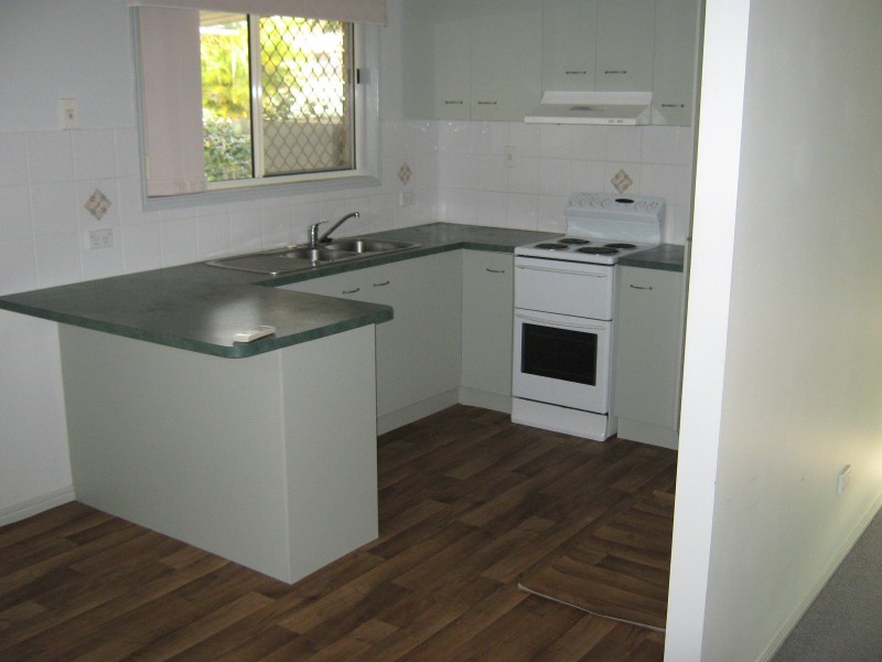 214 TORQUAY TCE, Torquay QLD 4655