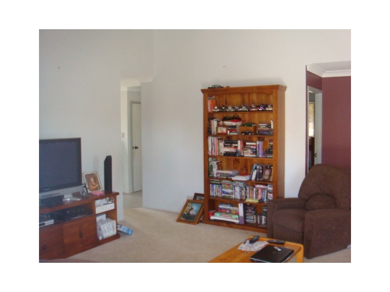 4 Bangalow, Kawungan QLD 4655