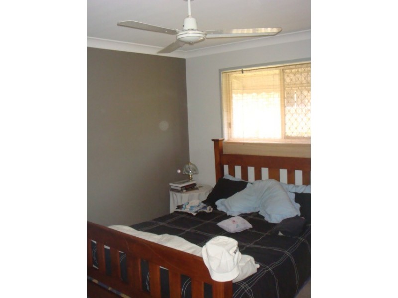 4 Bangalow, Kawungan QLD 4655