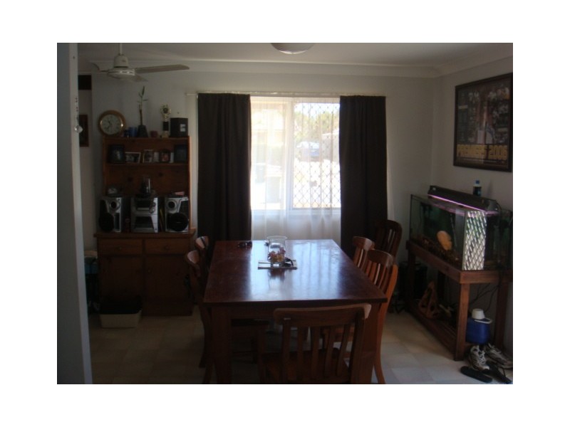 4 Bangalow, Kawungan QLD 4655