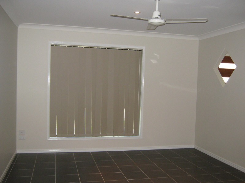 24 MAGELLAN CCT, Urraween QLD 4655